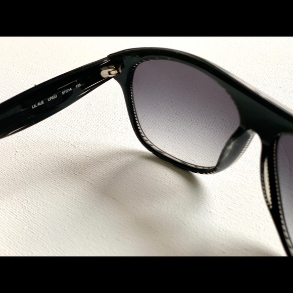 Diesel 55 Sunglasess - Picture 4 of 4